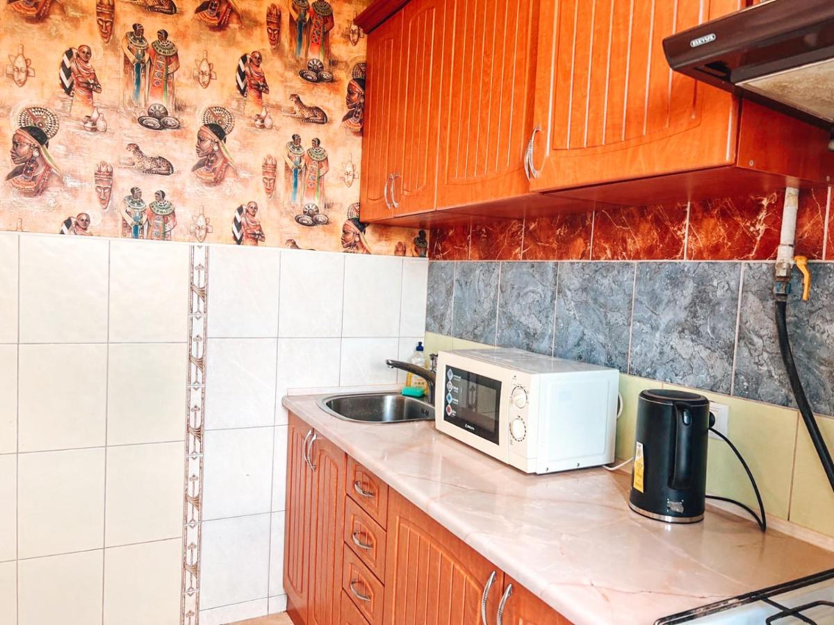 Apartment Near Metro Station Darnitsa Kyiv Exterior photo